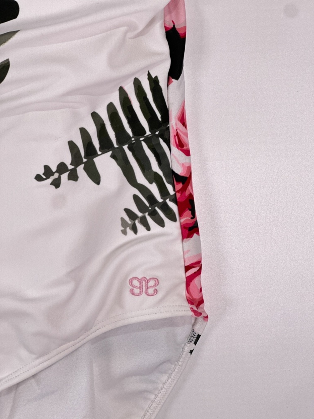 Albion White Top with Subtle Gray Logo Print - Picture 3 of 12